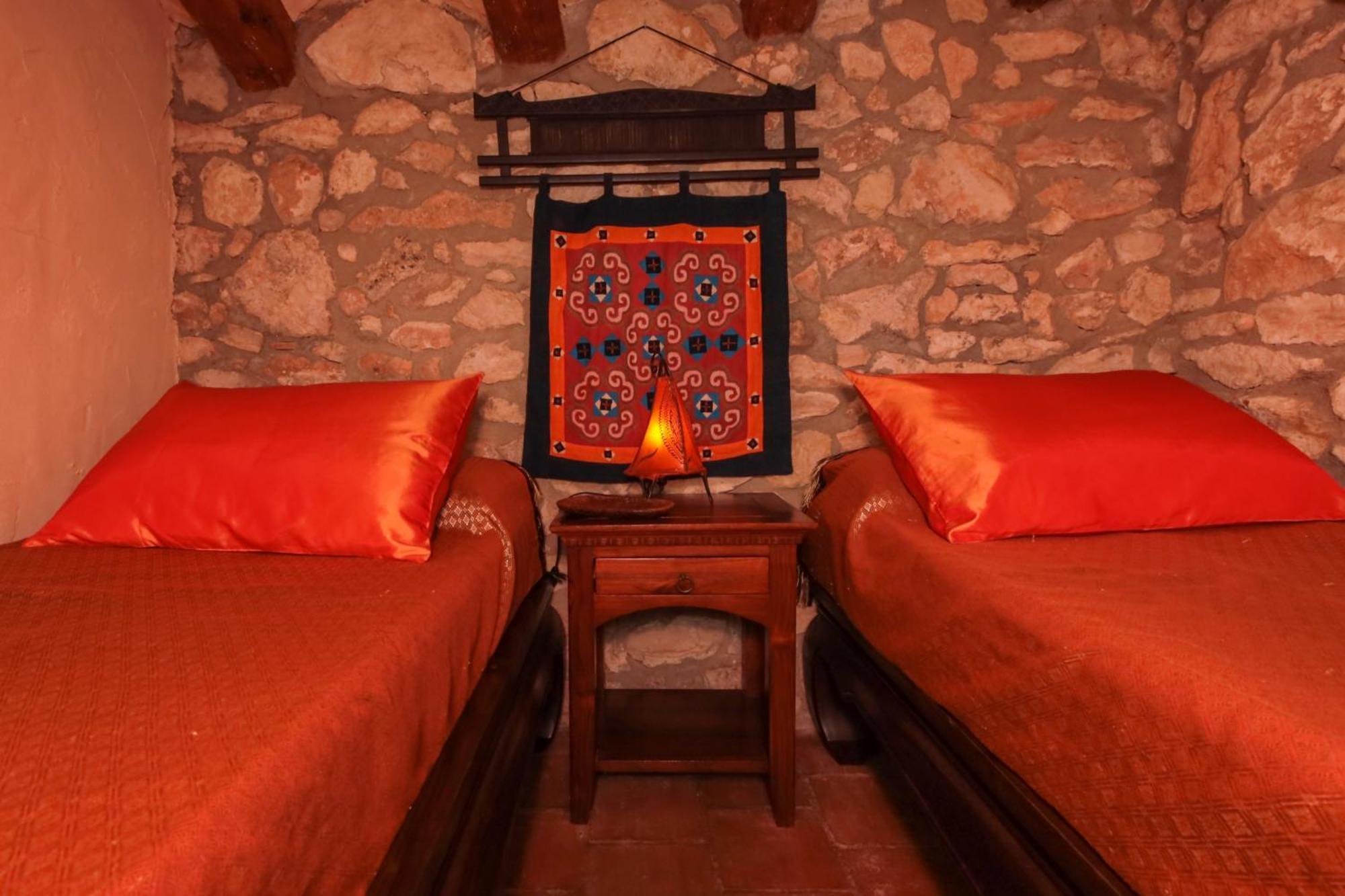 Ca La Petita Den Chinascas Guest House Vespellá Eksteriør bilde