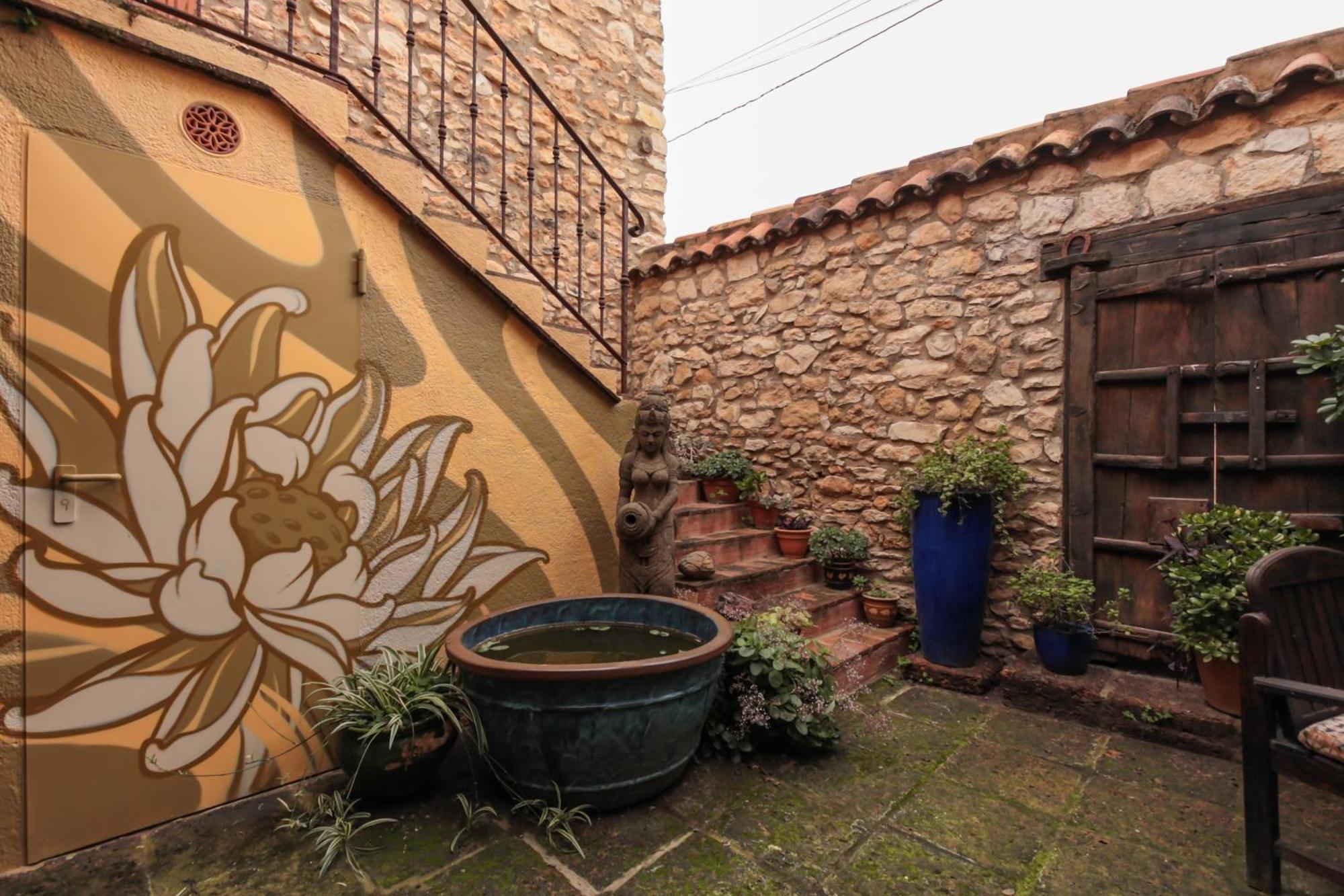 Ca La Petita Den Chinascas Guest House Vespellá Eksteriør bilde